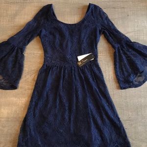 Navy blue lace bell sleeve dress